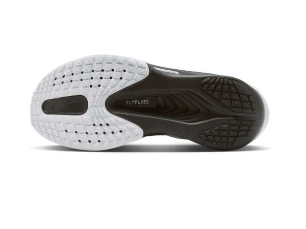 Купить Кроссовки для бега женские Nike Zoom Fly 6 White/Black/Smoke Grey/Metallic Grey в Минске по низким ценам. Описание, фото, стоимость, отзывы. Доставка по Беларуси.