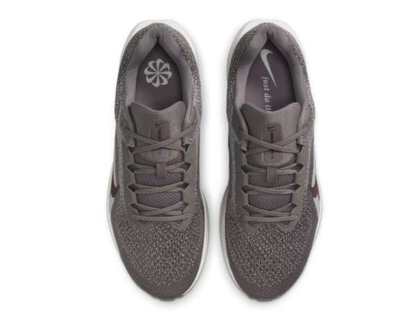 Купить Кроссовки для бега мужские Nike Air Winflo 11 Dark Smoke Grey в Минске по низким ценам. Описание, фото, стоимость, отзывы. Доставка по Беларуси.
