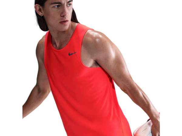 Купить Майка мужская Nike M DF Miler Tank в Минске по низким ценам. Описание, фото, стоимость, отзывы. Доставка по Беларуси.