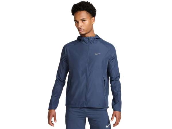 Купить Куртка мужская для бега Nike Miler в Минске по низким ценам. Описание, фото, стоимость, отзывы. Доставка по Беларуси.