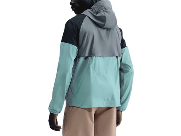 Купить Куртка мужская для бега Nike Impossibly Lg Windrunner в Минске по низким ценам. Описание, фото, стоимость, отзывы. Доставка по Беларуси.