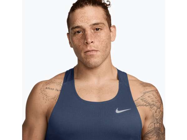 Купить Майка для бега мужская Nike Fast Dri-FIT Singlet в Минске по низким ценам. Описание, фото, стоимость, отзывы. Доставка по Беларуси.