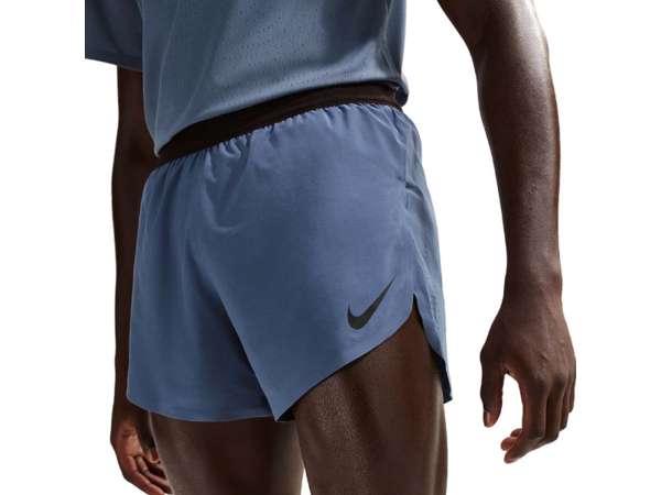 Купить Шорты мужские Nike Dri-FIT AeroSwift 4 в Минске по низким ценам. Описание, фото, стоимость, отзывы. Доставка по Беларуси.