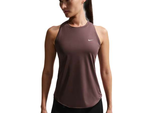 Купить Майка для бега женская NikeDri-FIT Tank Top в Минске по низким ценам. Описание, фото, стоимость, отзывы. Доставка по Беларуси.