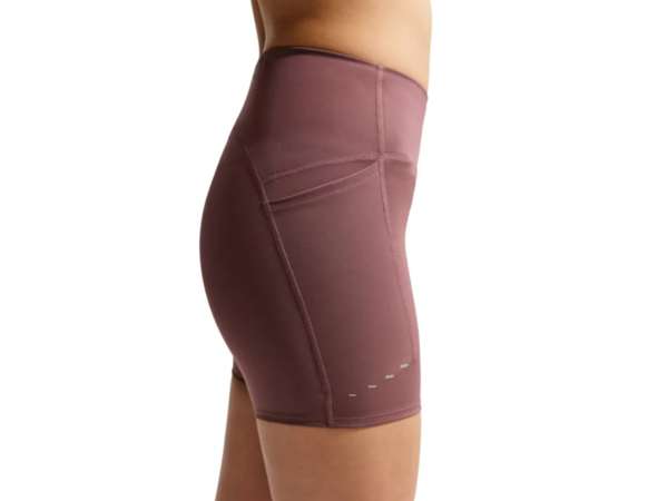 Купить Шорты женские Nike Swift tattoo в Минске по низким ценам. Описание, фото, стоимость, отзывы. Доставка по Беларуси.