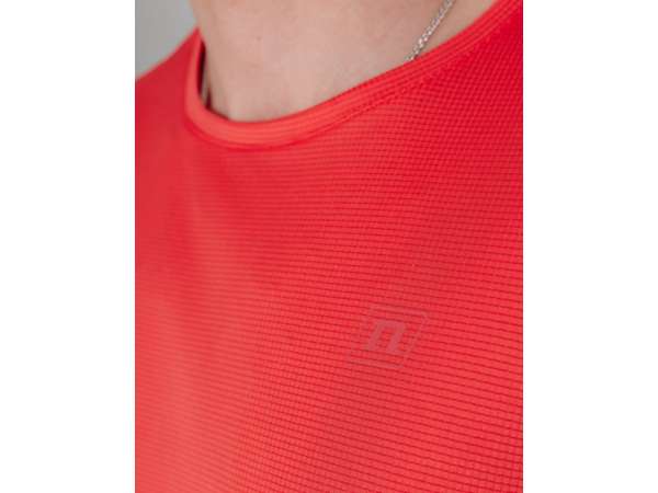 Купить Футболка для бега мужская NONAME PACE TEE T-SHIRT 26 DIVA PINK в Минске по низким ценам. Описание, фото, стоимость, отзывы. Доставка по Беларуси.