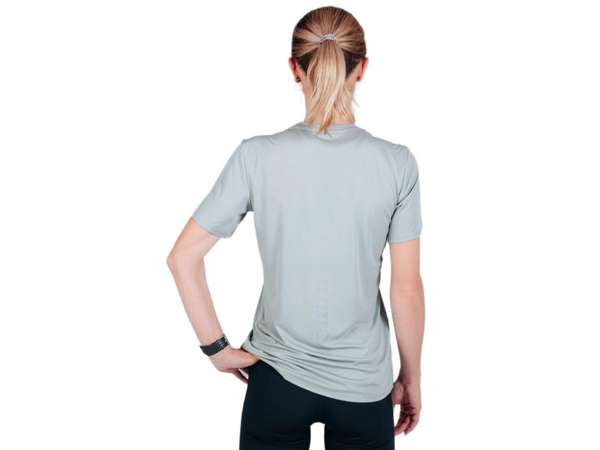 Купить Футболка для бега женская NONAME PACE TEE T-SHIRT 26 DUSTY GREEN в Минске по низким ценам. Описание, фото, стоимость, отзывы. Доставка по Беларуси.