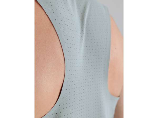 Купить Майка для бега мужская NONAME PACE SINGLET 26 DUSTY GREEN в Минске по низким ценам. Описание, фото, стоимость, отзывы. Доставка по Беларуси.