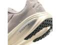 Кроссовки для бега женские Nike Vomero 18 SE
