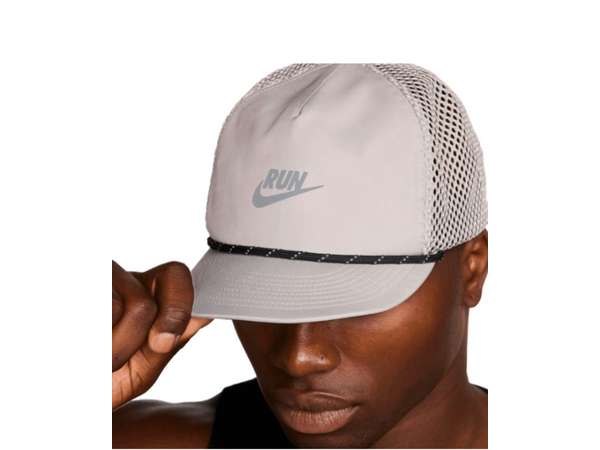 Купить Кепка Nike Dri-FIT Unstructured Swoosh Run Cap в Минске по низким ценам. Описание, фото, стоимость, отзывы. Доставка по Беларуси.