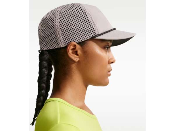 Купить Кепка Nike Dri-FIT Unstructured Swoosh Run Cap в Минске по низким ценам. Описание, фото, стоимость, отзывы. Доставка по Беларуси.