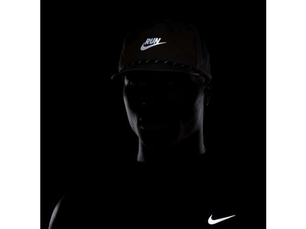 Купить Кепка Nike Dri-FIT Unstructured Swoosh Run Cap в Минске по низким ценам. Описание, фото, стоимость, отзывы. Доставка по Беларуси.