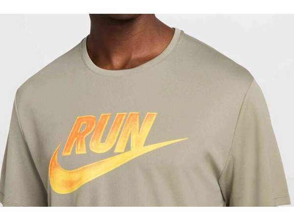 Купить Футболка для бега мужская Nike Energy Miler в Минске по низким ценам. Описание, фото, стоимость, отзывы. Доставка по Беларуси.