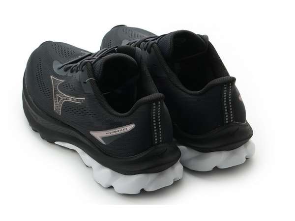 Купить Кроссовки для бега мужские Mizuno Wave Serene 3 GTX в Минске по низким ценам. Описание, фото, стоимость, отзывы. Доставка по Беларуси.