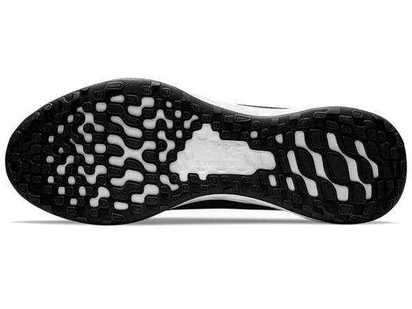Купить Кроссовки для бега мужские Nike Revolution 6 NN Black/White/Metallic Gold в Минске по низким ценам. Описание, фото, стоимость, отзывы. Доставка по Беларуси.